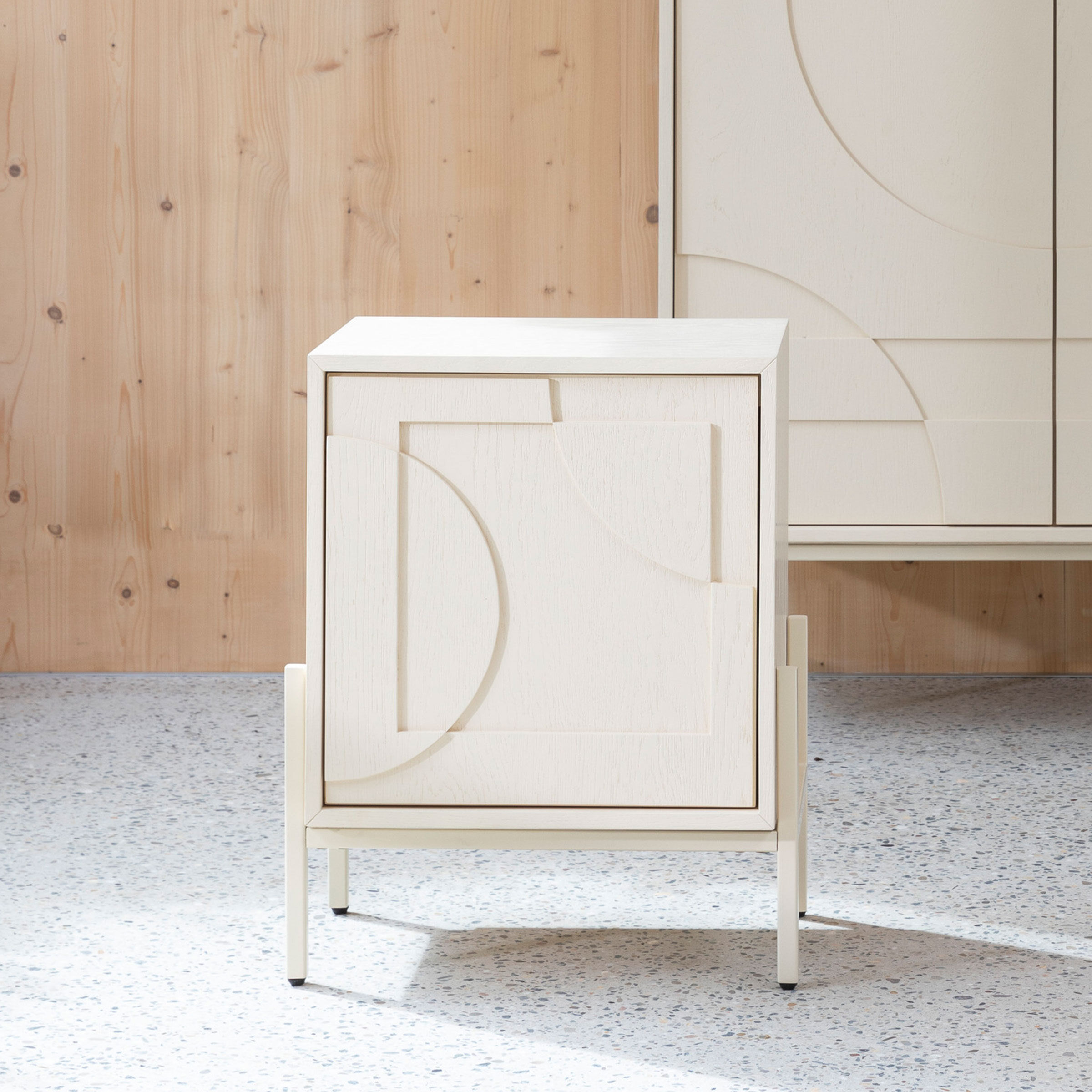 Zuiver Nachtkastje Faces Eikenhout, 45 x 35cm - Beige - 8718548074484