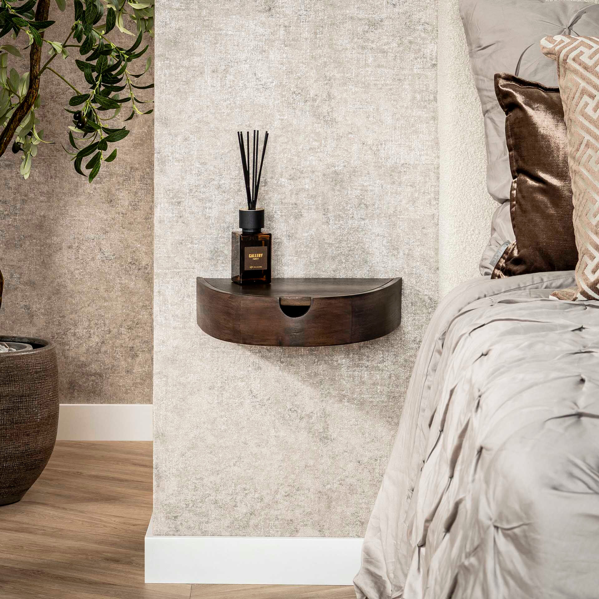 LifestyleFurn Halfrond Zwevend Nachtkastje Sherissa Acaciahout - Massief acacia glaze brown - 9509798921173