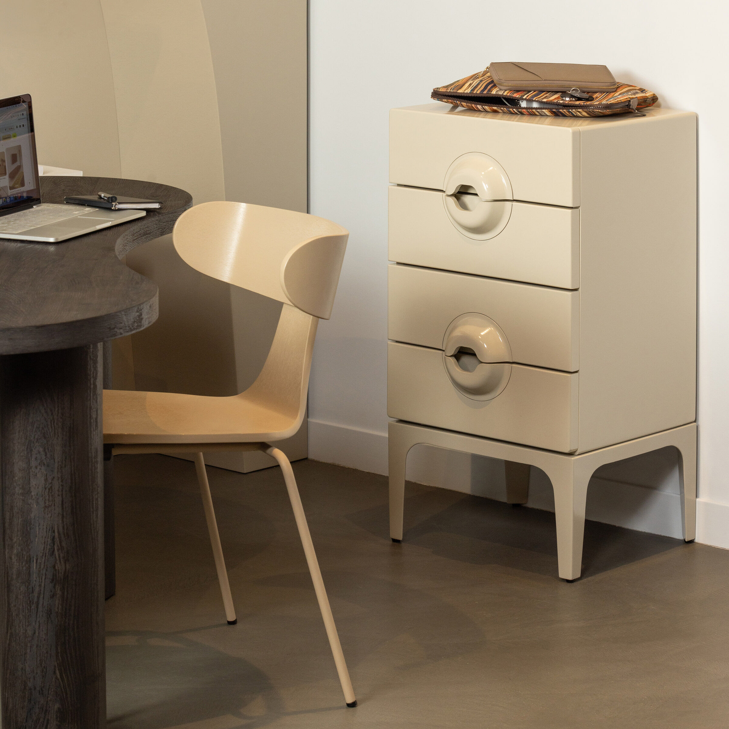 WOOOD Ladekast Merge Met 4 lades - Greige - 8714713212989