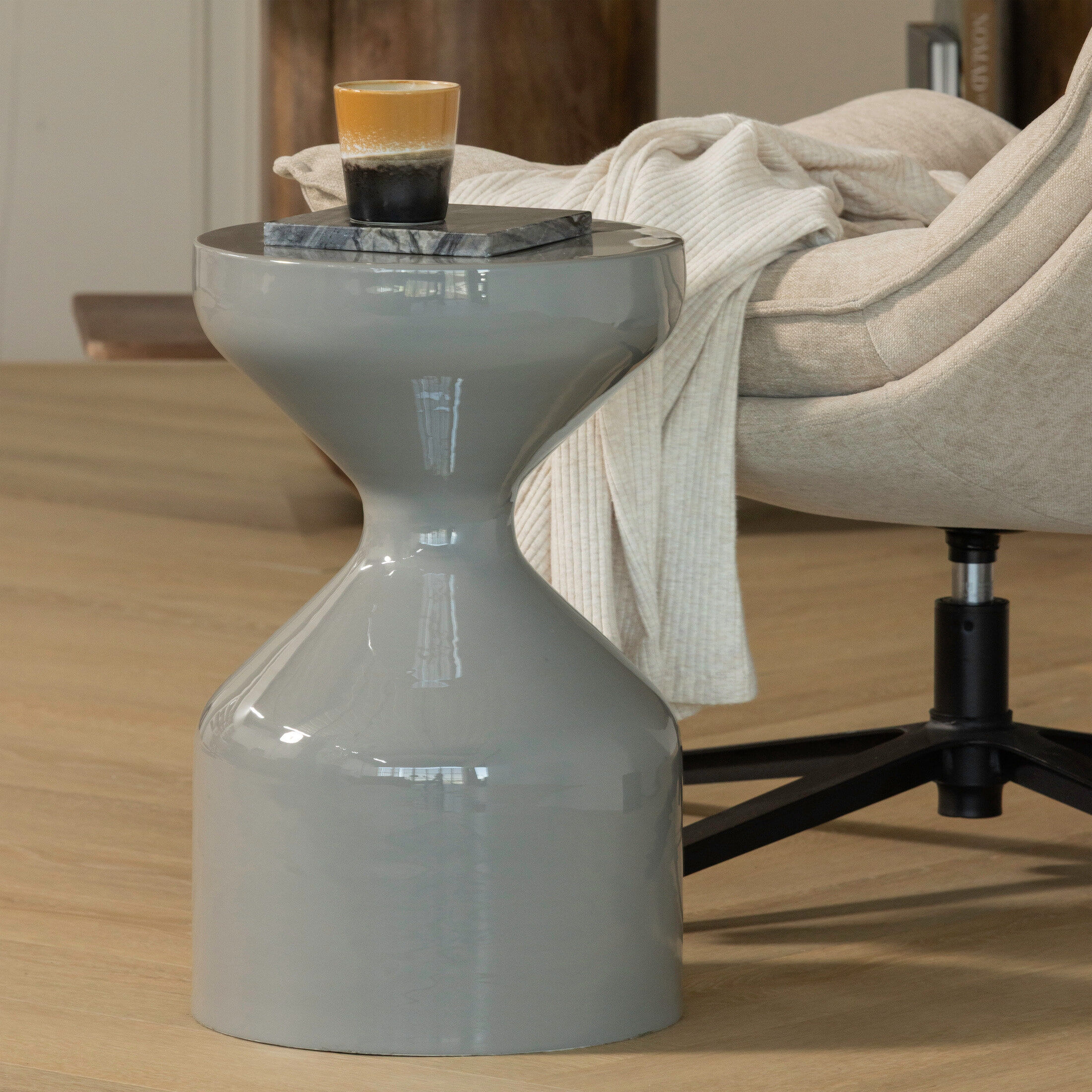WOOOD Ronde Bijzettafel Floyd 30cm - Lichtgrijs - 8714713224234
