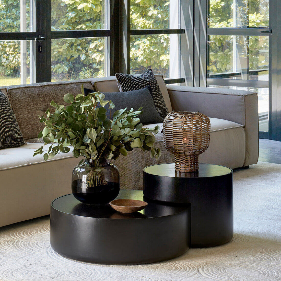 Rivièra Maison Salontafel Hollywood Hills Mangohout, Set van 2 stuks - Black - Rond - 8720142009274
