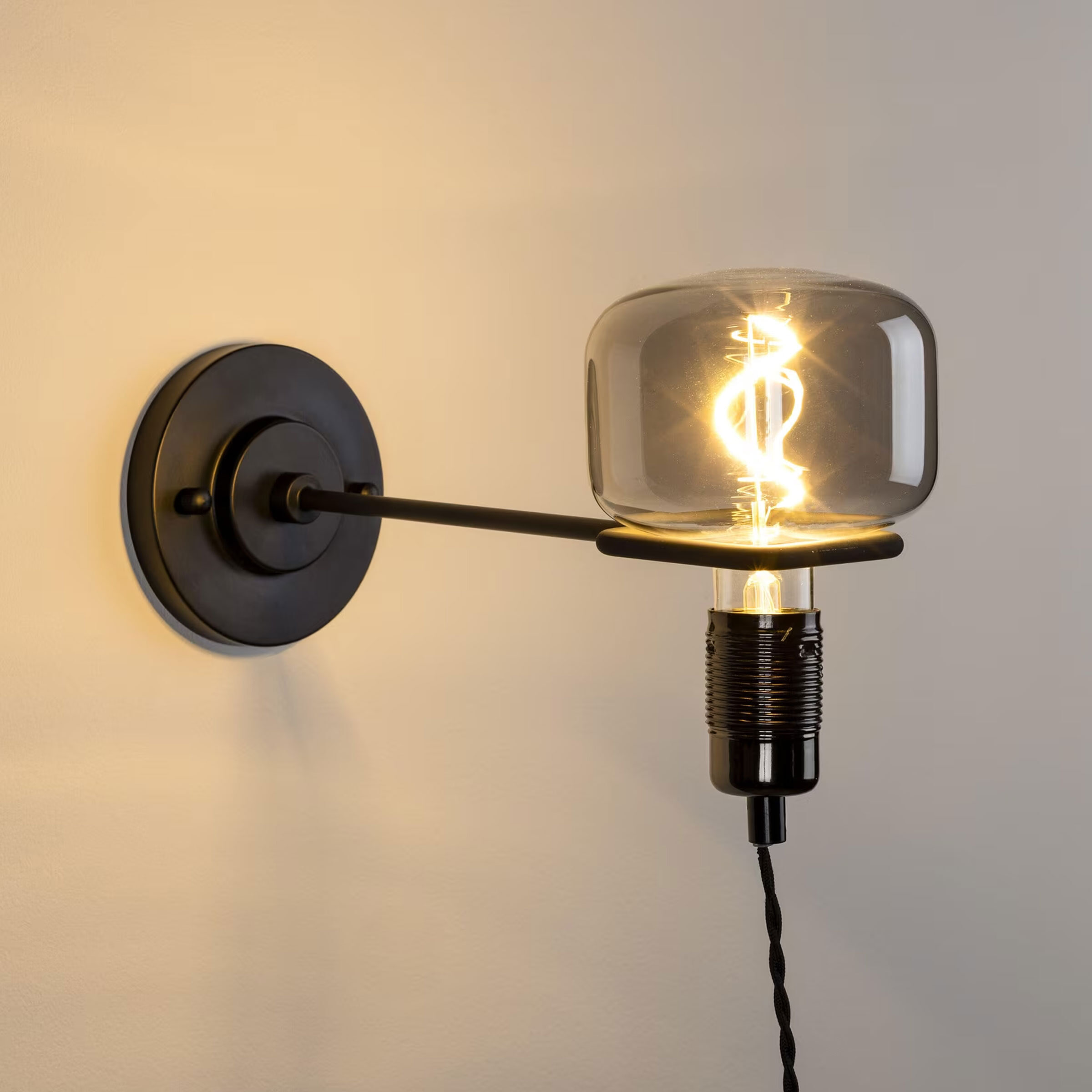 Zuiver Wandlamp Hazy - Zwart - 8718548073135