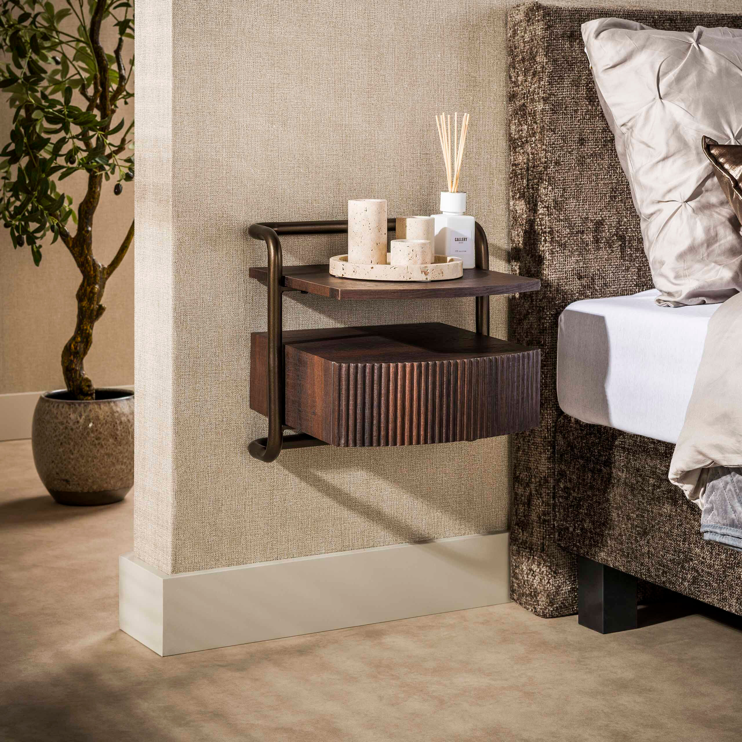 LifestyleFurn Zwevend Nachtkastje Lamond Eikenlook, Met 1 lade - Bruin - 9502181561772