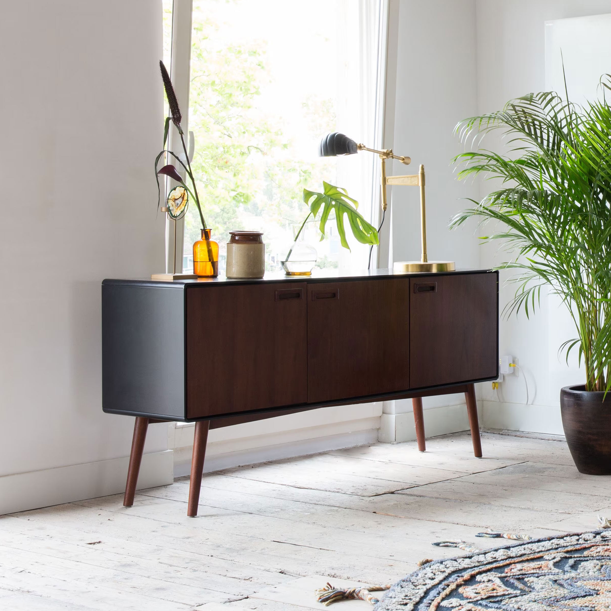 Dutchbone Dressoir Juju Walnoot, 150cm - Hout - 8718548021174