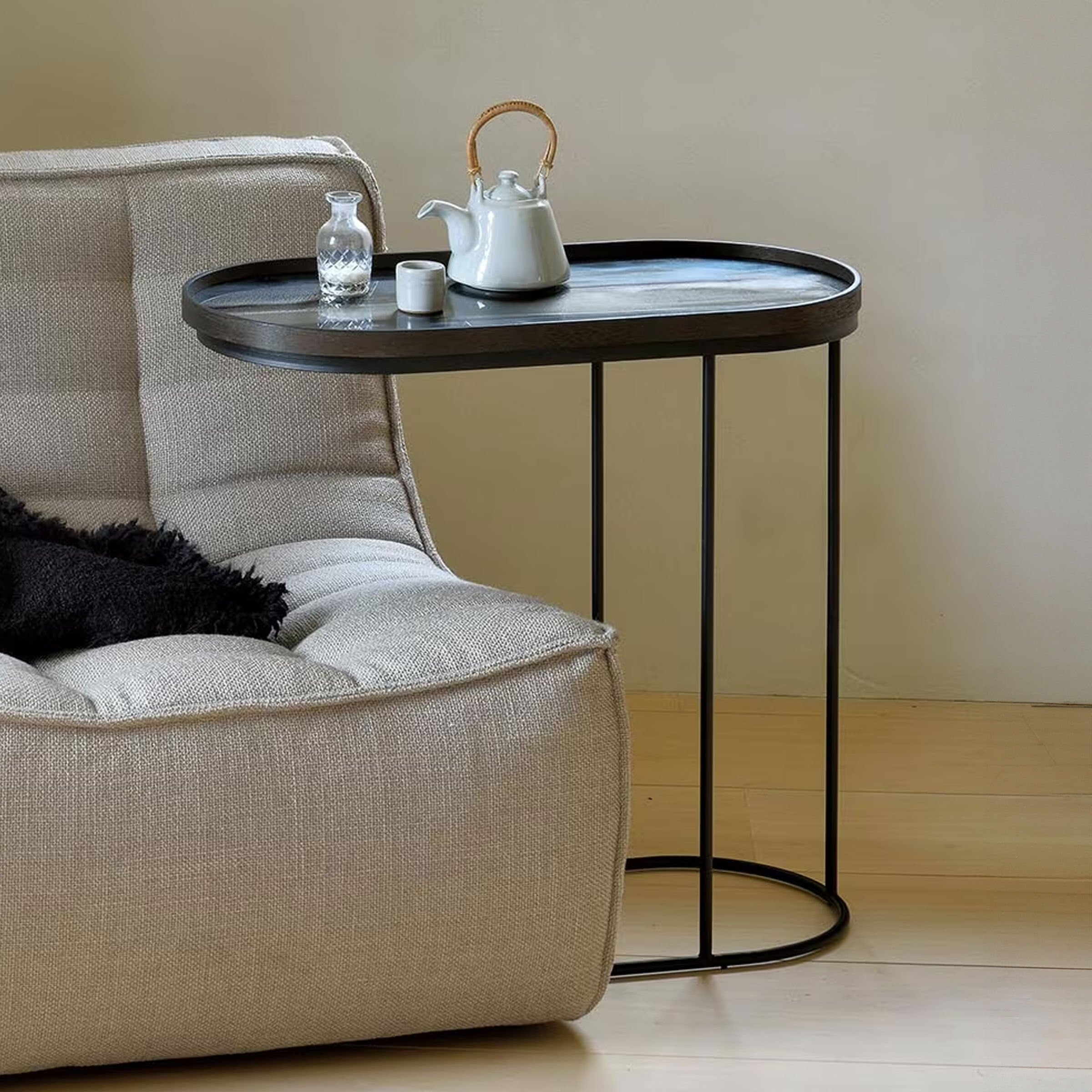 Ethnicraft Ovale Bijzettafel Tray Gelakt Hout, 69 x 33cm - Zwart - Ovaal - 5404023612267