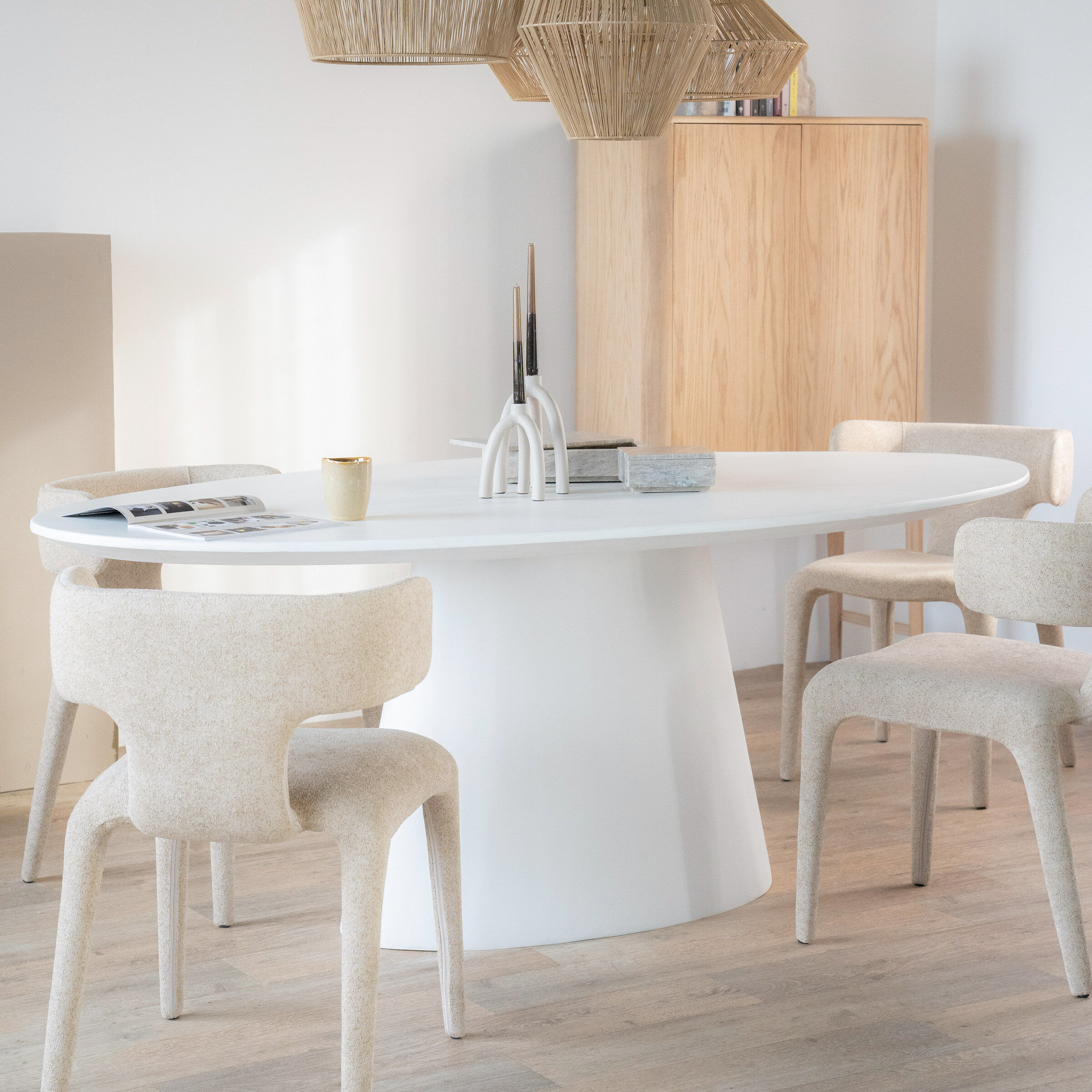 Eleonora Ovale Eettafel Elin 250 x 110cm - Wit - Ovaal - 8719087029706