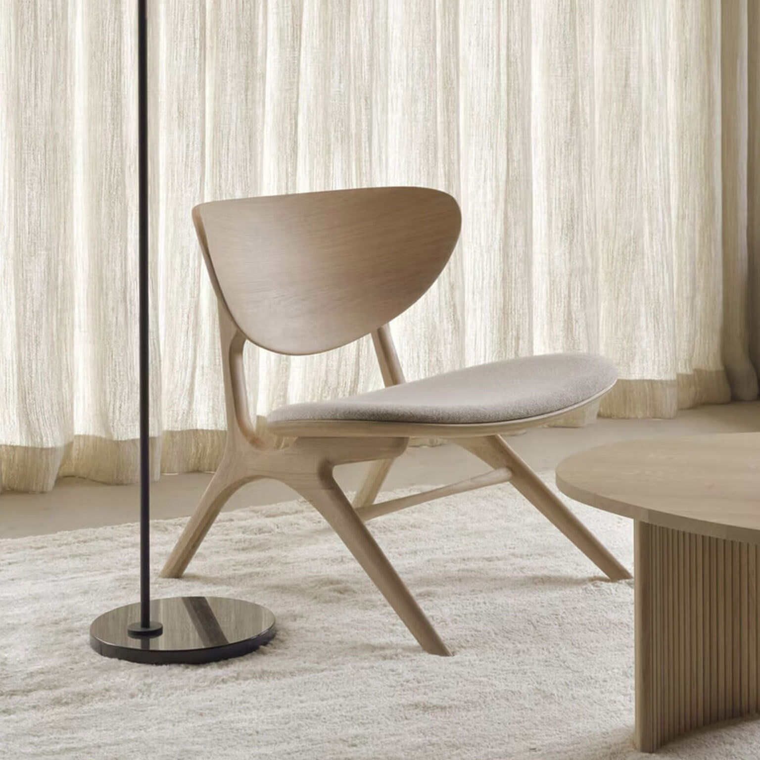 Ethnicraft Fauteuil Eye Gevernist Eikenhout en Stof - Off White - 5404023620088