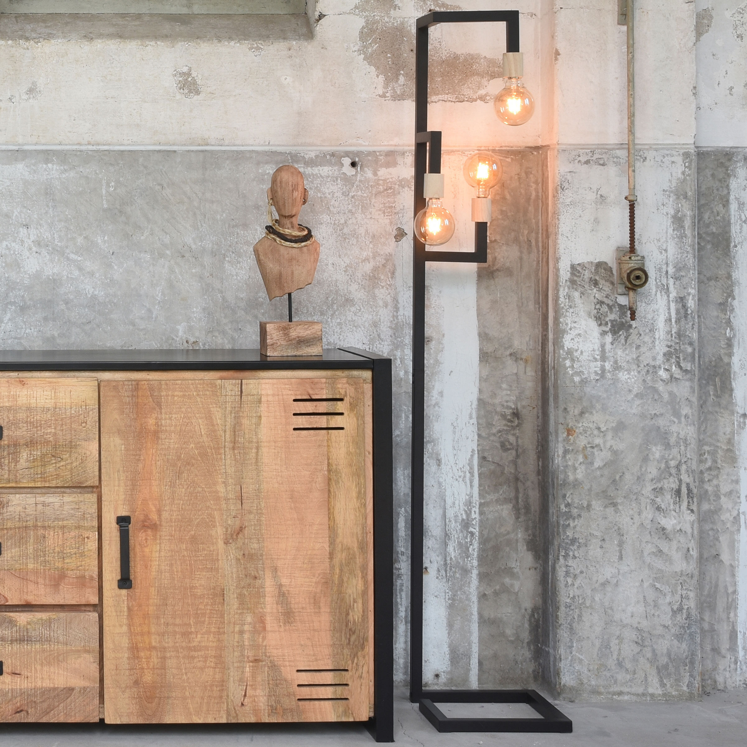 LABEL51 Vloerlamp Loco, Metaal, 3 lamps - Zwart - 8719323327580