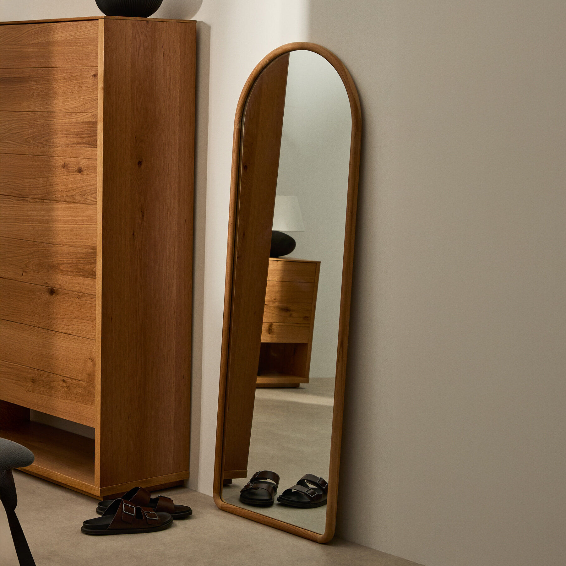 Kave Home Gebogen Spiegel Milsa Teakhout, 155 x 55cm - Naturel - Passpiegel - 8433840956657