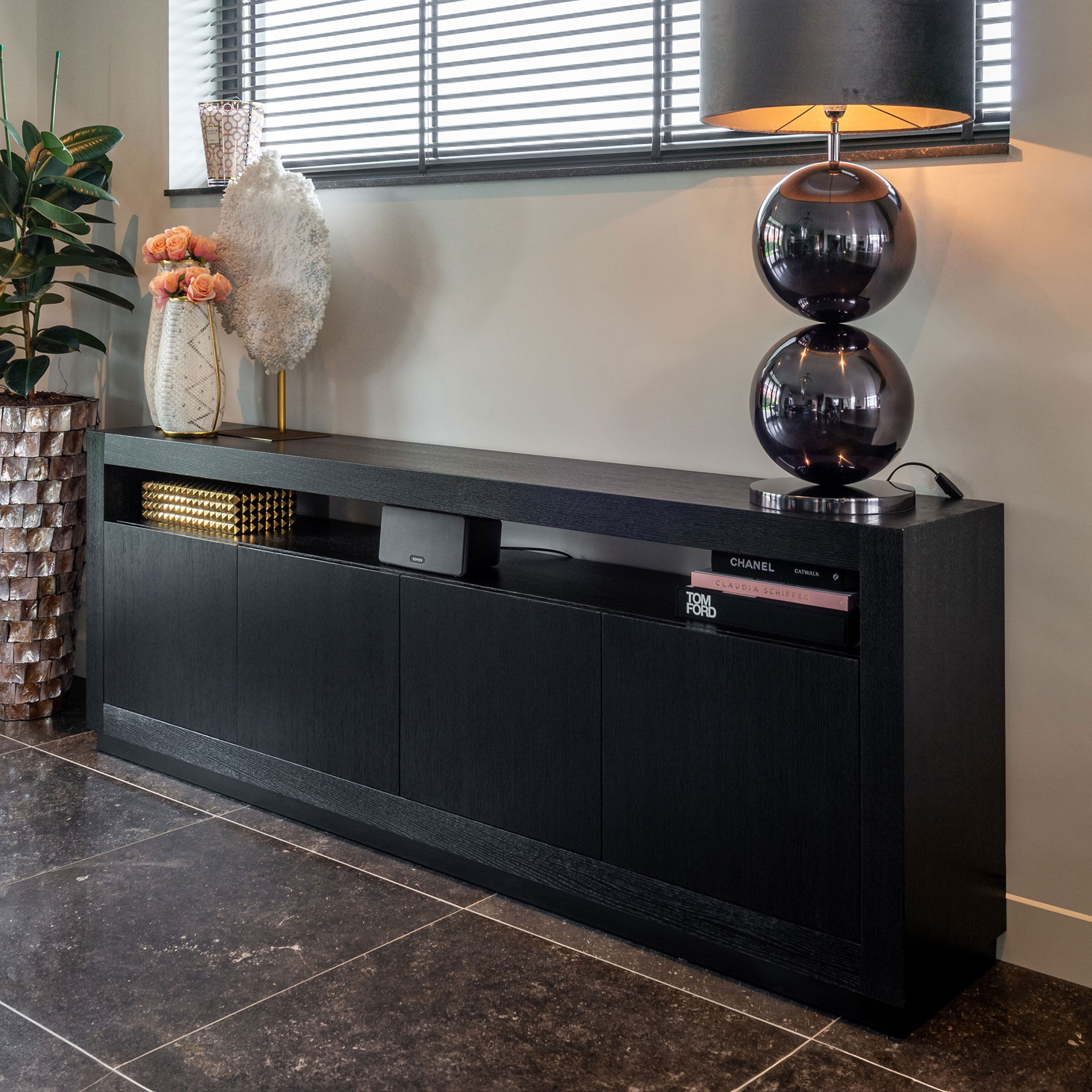 Richmond Dressoir Oakura Eikenhout 240cm - zwart - 8720621603245