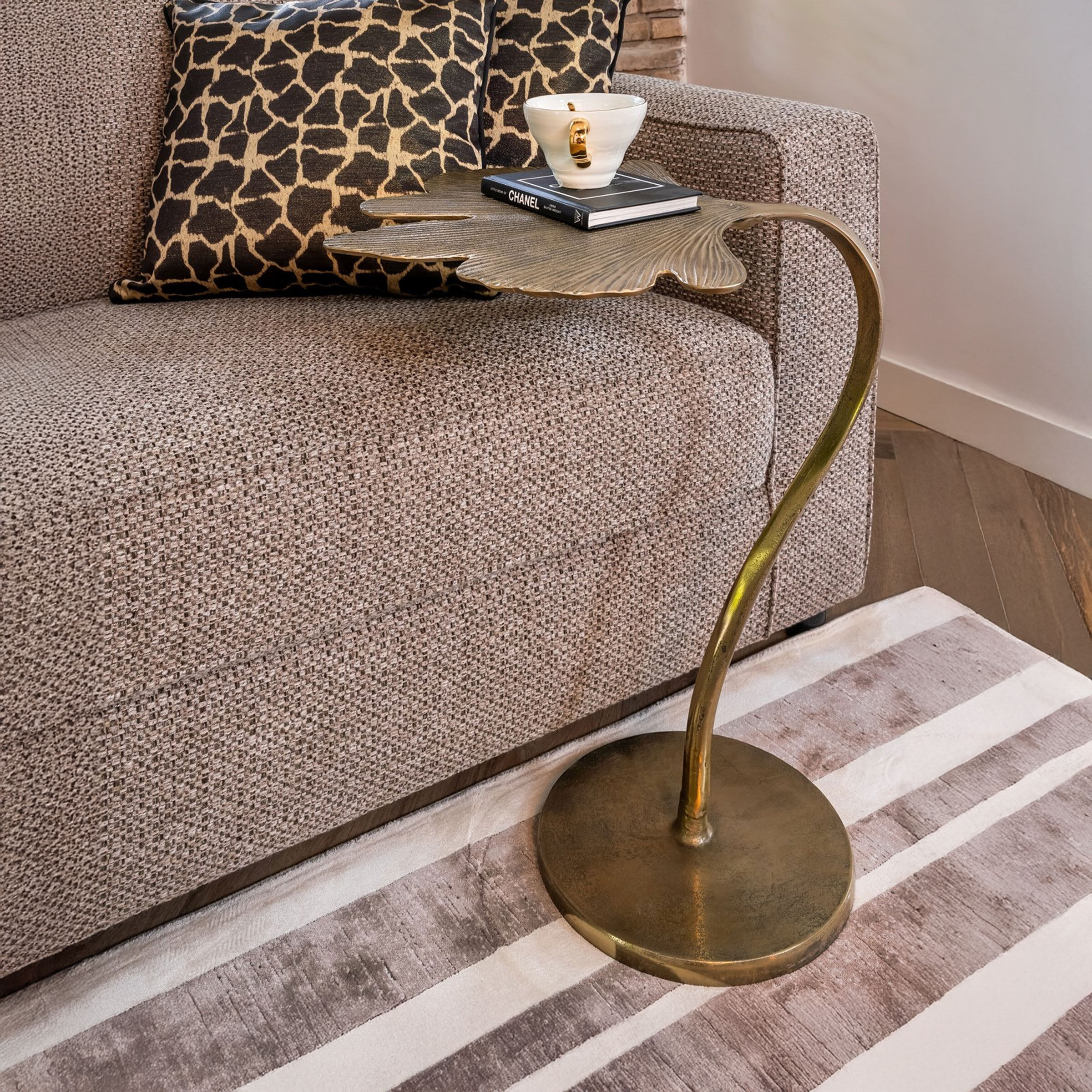 Richmond Bijzettafel June 51 x 49cm - Brushed Gold - 8720621684428