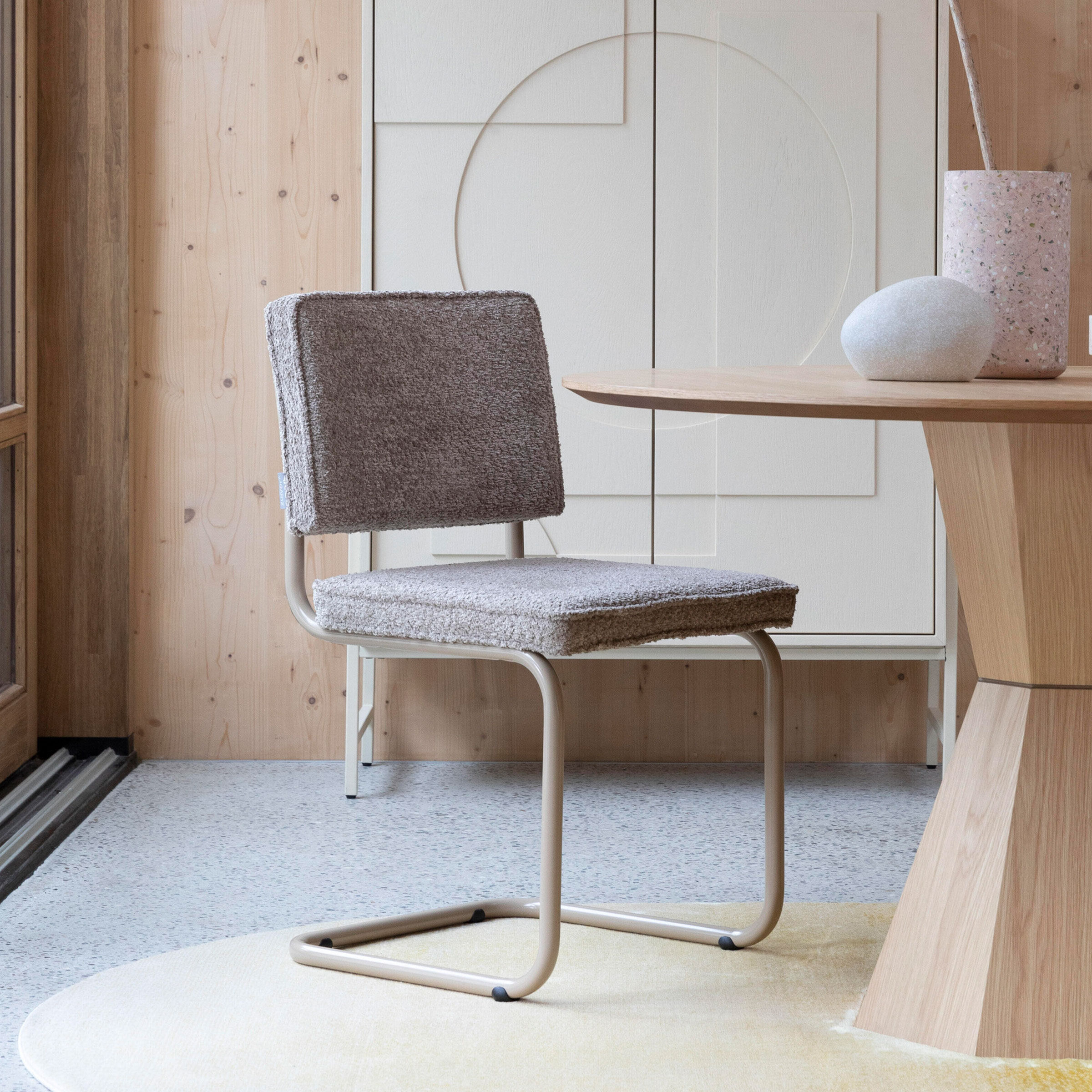 Zuiver Eetkamerstoel Ridge Soft, Bouclé - Beige - 8718548076235