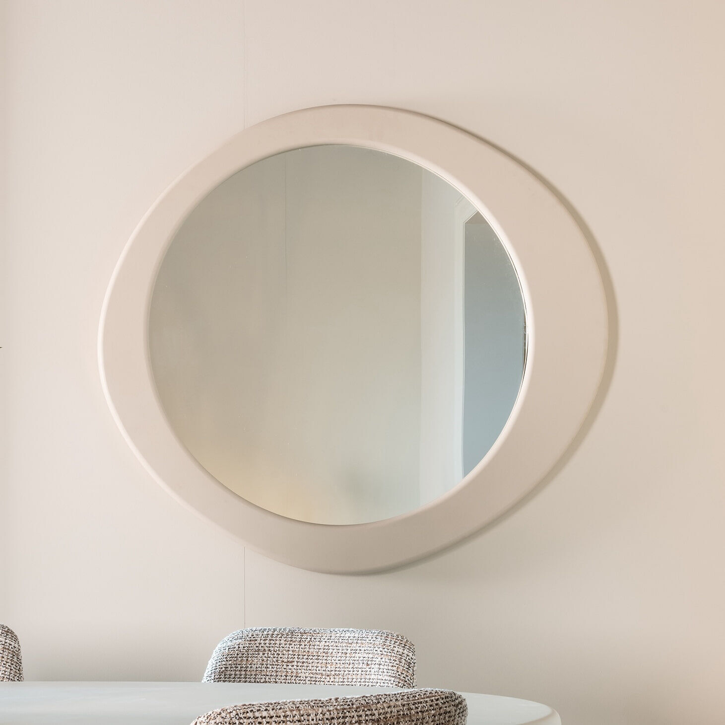 Richmond Organische Spiegel Clayton 120 x 107cm - Beige - 8721009405574