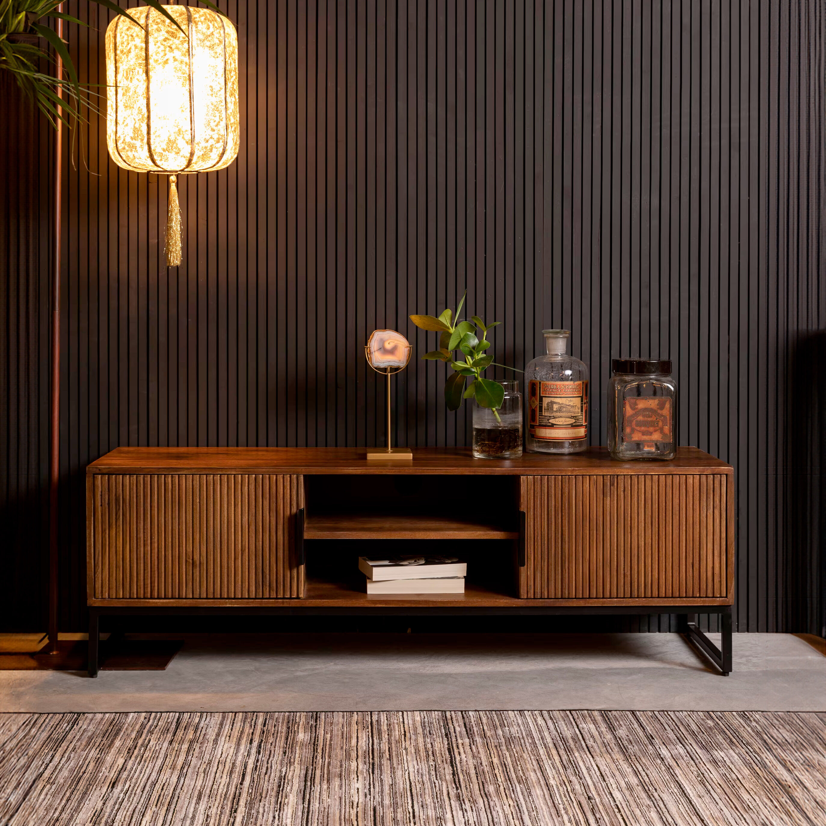 Dutchbone TV-meubel Saroo 140cm, Mangohout - Bruin - 8718548057302