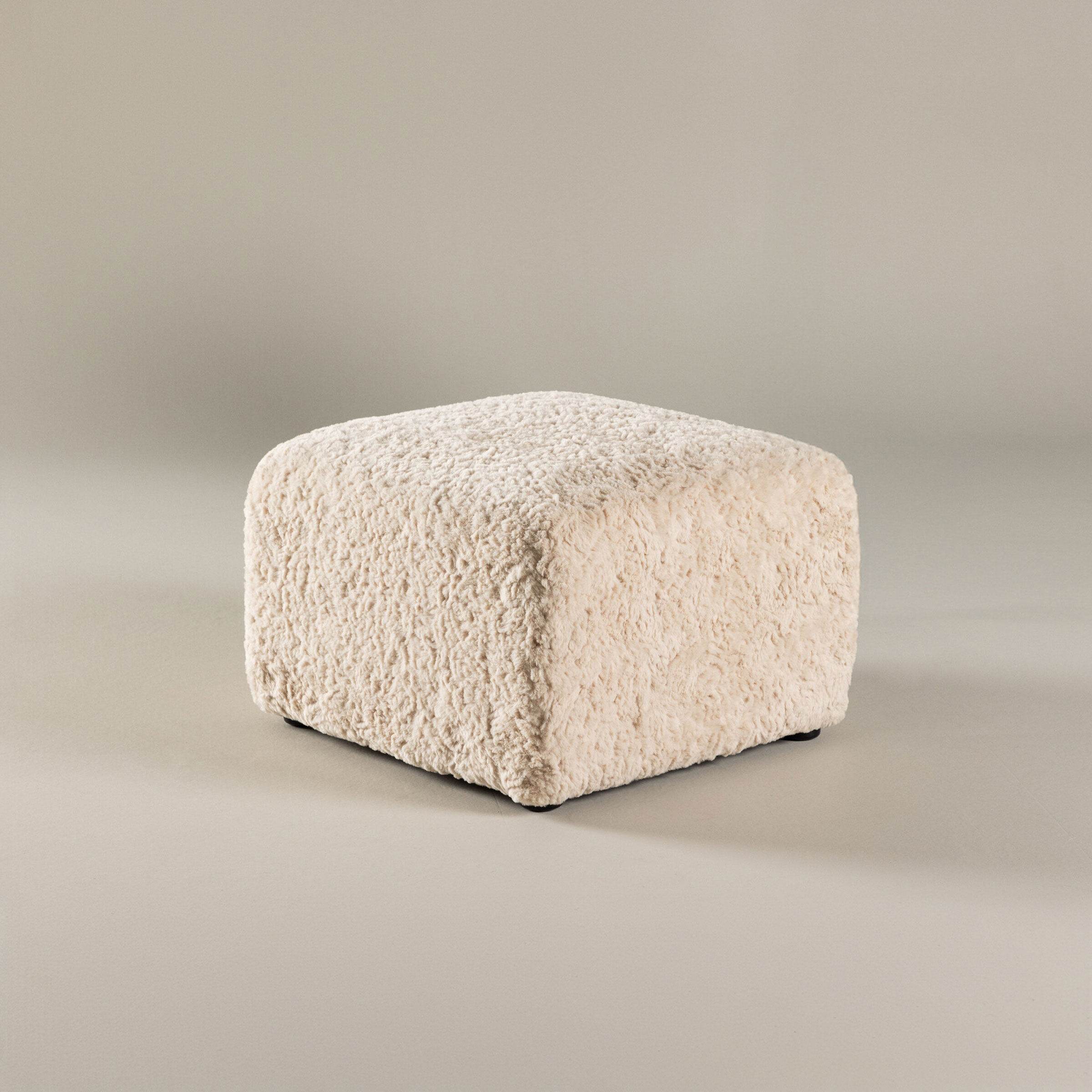 Nohr Poef Sonia Faux fur, 50 x 50cm - Beige - 7340220824752